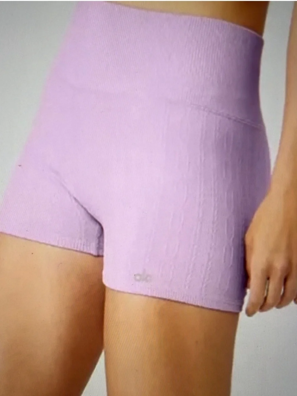ALO YOGA Seamless Cable Knit high waisted Hot Short Sugarplum Pink Size XS